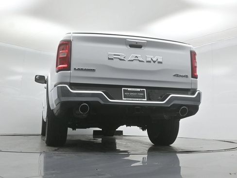 Used 2025 RAM 1500 Laramie AWD/4WD image 51