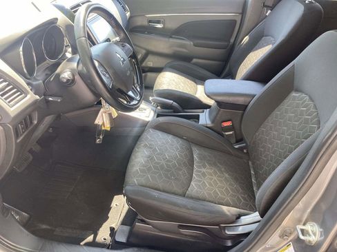 Used 2021 Mitsubishi Outlander Sport FWD image 12