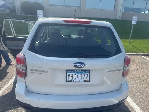 Used 2014 Subaru Forester 2.5i AWD/4WD image 3