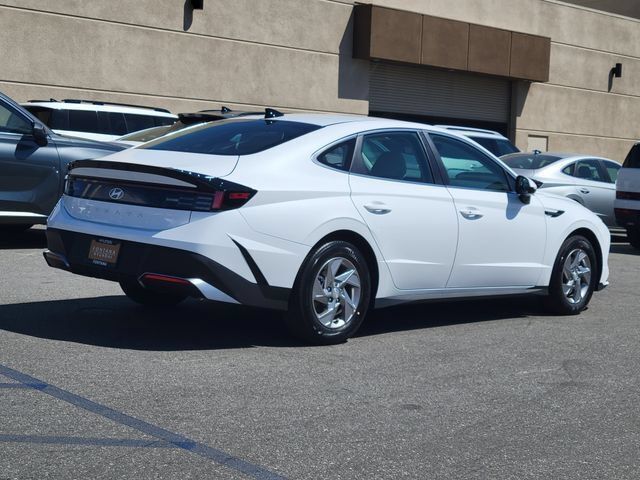 New 2026 Hyundai Sonata SE FWD image 4