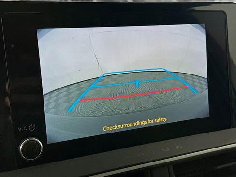 Used 2023 Toyota Prius LE image 23