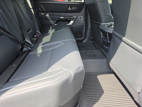 New 2026 Toyota Tundra Limited AWD/4WD image 11