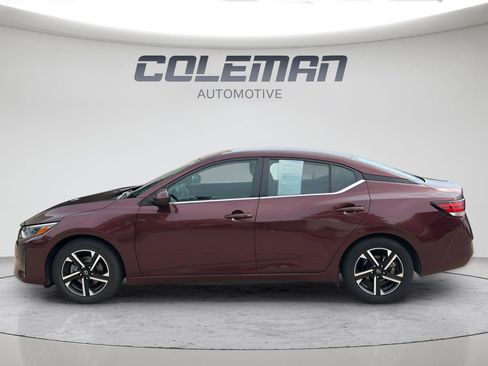 Used 2024 Nissan Sentra SV FWD image 5
