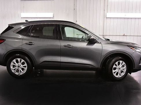 Used 2024 Ford Escape Active w/ Tech Pack #1 image 8