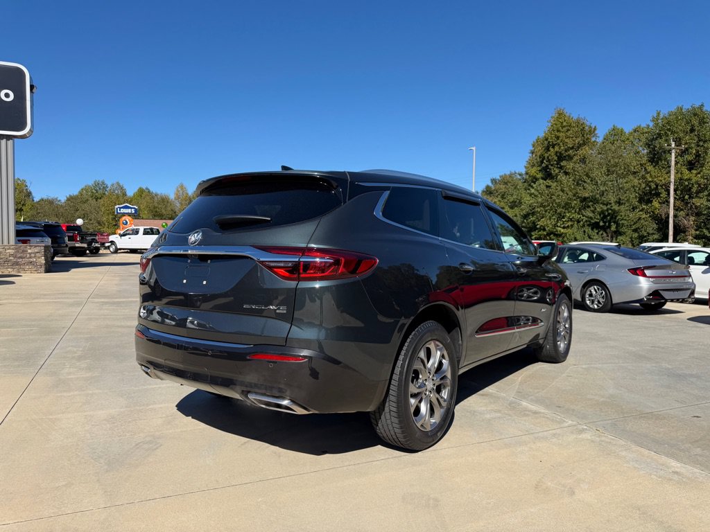 Used 2019 Buick Enclave Avenir w/ Avenir Technology Package AWD/4WD image 4