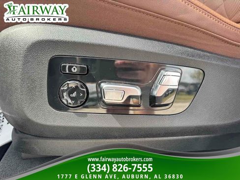 Used 2026 BMW X5 M60i w/ Climate Comfort Package image 16