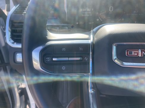 Certified 2024 GMC Acadia Elevation AWD/4WD image 25