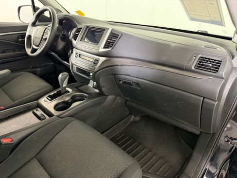 Used 2017 Honda Ridgeline Sport image 25
