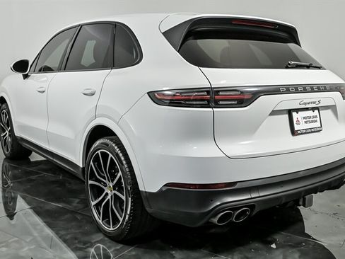 Used 2020 Porsche Cayenne S AWD/4WD image 7