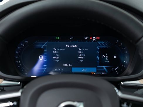 New 2026 Volvo XC60 B5 Plus w/ Protection Package Premier image 18