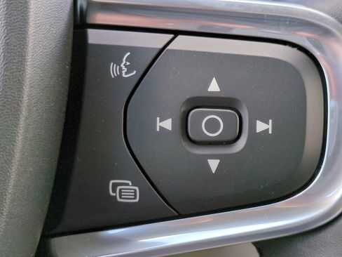 New 2026 Volvo XC40 B5 Plus w/ Protection Package Premier image 25