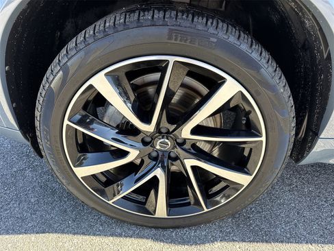Used 2023 Volvo XC90 B6 Plus w/ Protection Package Premier image 48