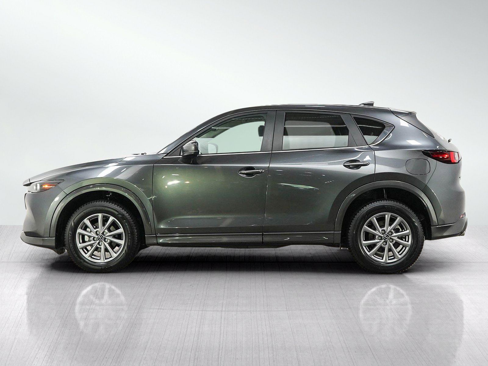 Used 2024 MAZDA CX-5 AWD 2.5 S w/ Preferred Package image 2