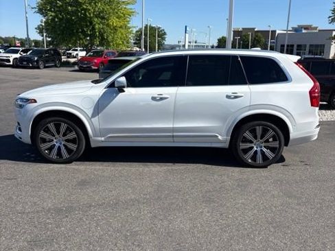 Used 2024 Volvo XC90 T8 Ultimate w/ Lounge Package AWD/4WD image 7