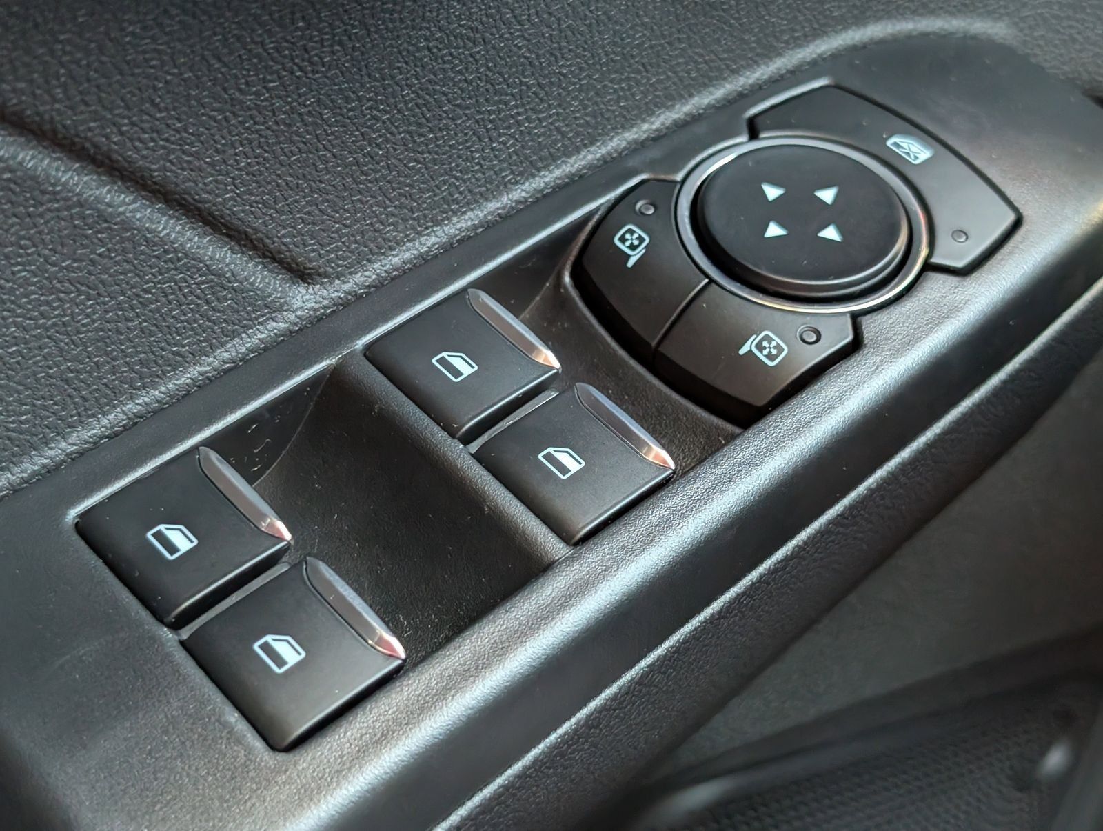 New 2026 Ford Escape Active FWD image 21
