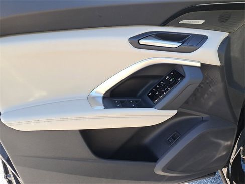 Certified 2025 Audi Q5 Premium Plus w/ Premium Plus image 20