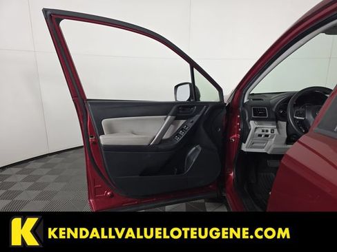 Used 2016 Subaru Forester 2.5i AWD/4WD image 20