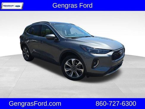 Certified 2023 Ford Escape Platinum w/ Premium Technology Package AWD/4WD image 1