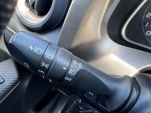 Used 2015 Toyota RAV4 XLE image 25