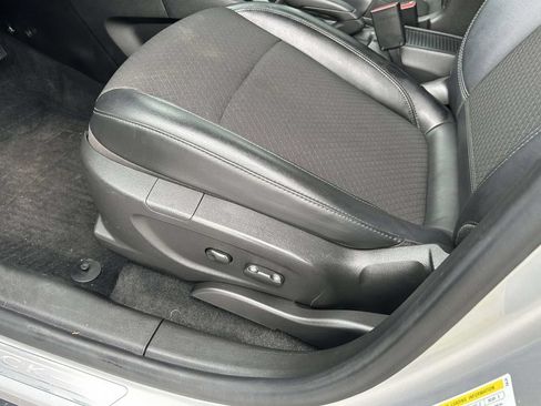 Used 2019 Buick Encore Preferred FWD image 17
