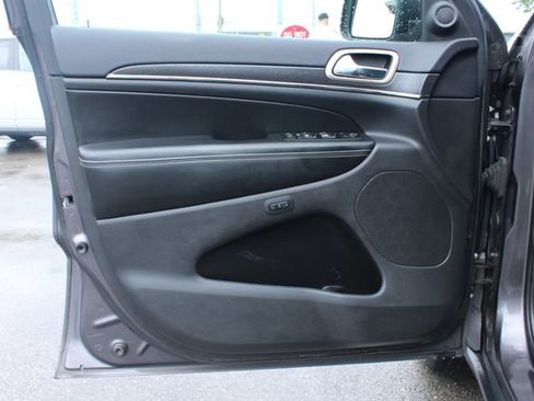 Used 2015 Jeep Grand Cherokee Limited AWD/4WD image 10