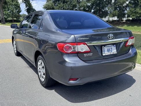 Used 2012 Toyota Corolla L FWD image 11