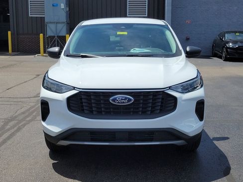 New 2026 Ford Escape Active w/ Cold Weather Package AWD/4WD image 2