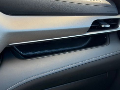 Used 2023 Toyota Highlander LE image 26