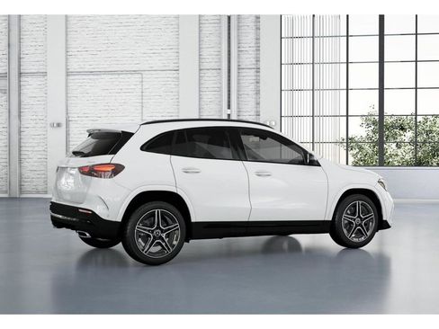 New 2026 Mercedes-Benz GLA 250 4MATIC image 19