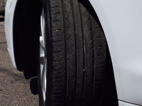 Used 2020 Ford Fusion SE image 6