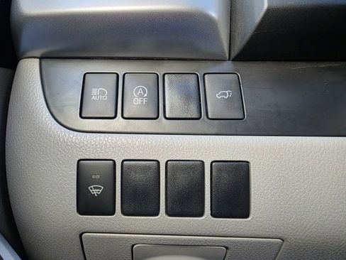 Used 2017 Toyota Highlander XLE image 19