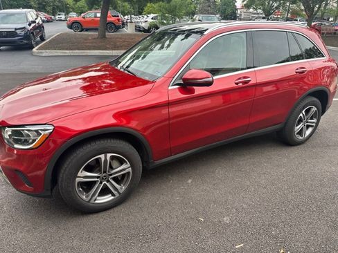 Used 2020 Mercedes-Benz GLC 300 4MATIC image 3