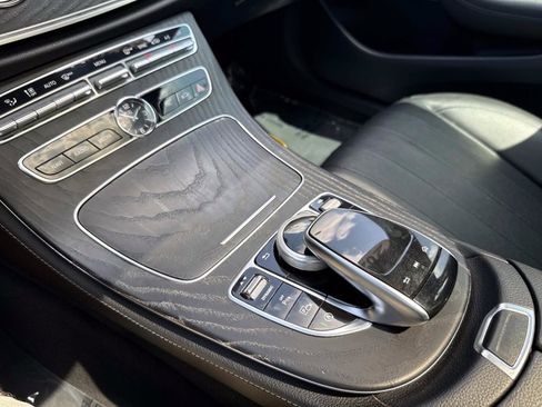 Used 2020 Mercedes-Benz E 350 Sedan image 26