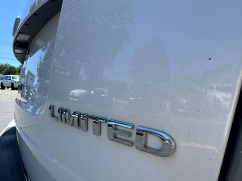 Used 2010 Ford Edge Limited image 29