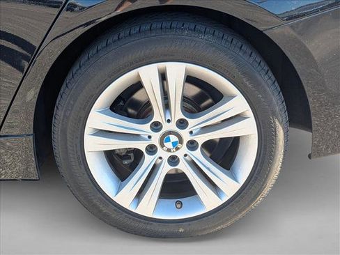 Used 2018 BMW 330i xDrive 330i xDrive image 10