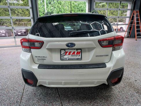 Used 2020 Subaru Crosstrek 2.0i AWD/4WD image 3