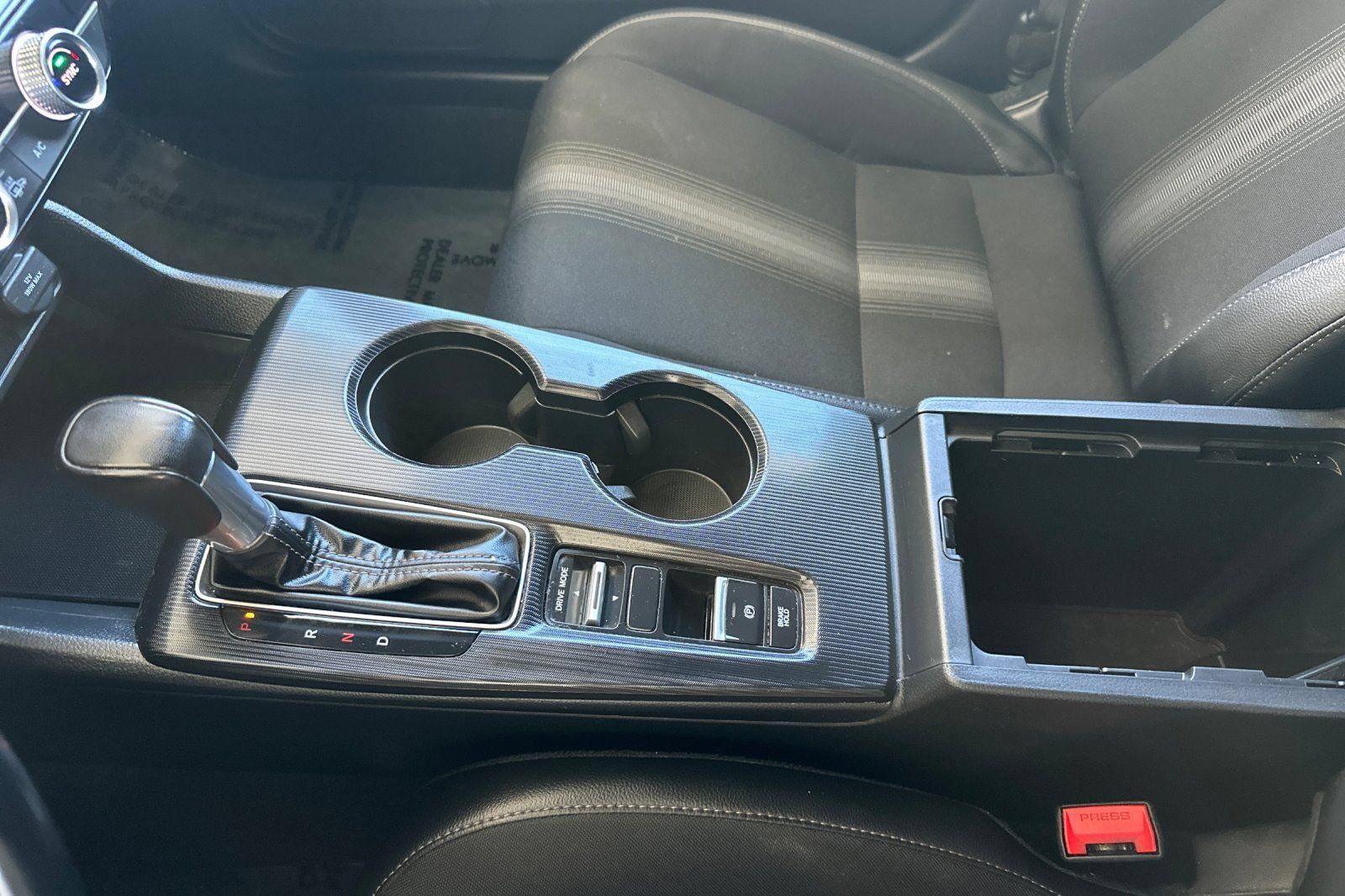 Used 2025 Honda Civic Sport image 31