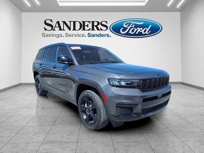 Used 2023 Jeep Grand Cherokee L Laredo