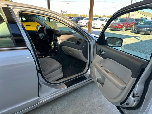 Used 2012 Ford Fusion SE image 34