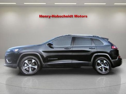 Used 2020 Jeep Cherokee Latitude Plus w/ Comfort/Convenience Group image 8