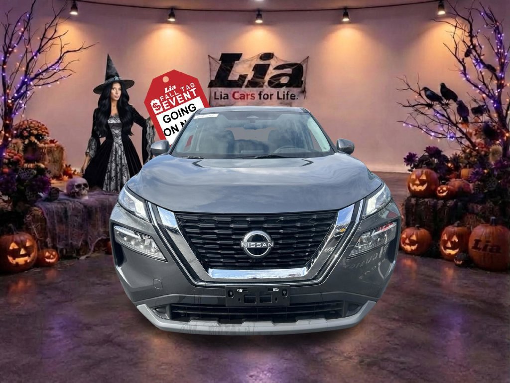 Used 2023 Nissan Rogue SV AWD/4WD image 2