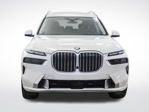 Used 2024 BMW X7 xDrive40i w/ Executive Package AWD/4WD image 8