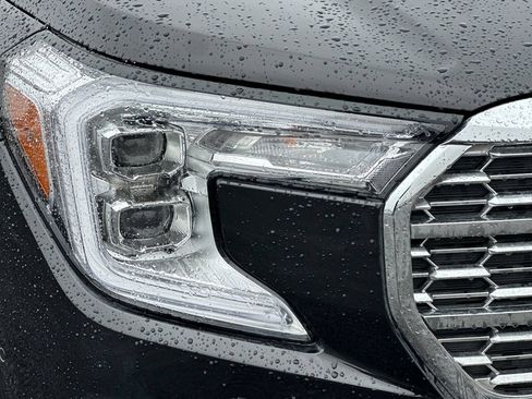 Used 2024 GMC Terrain Denali w/ Black Diamond Edition AWD/4WD image 46