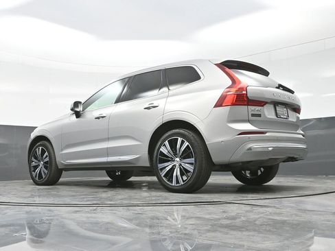 Used 2023 Volvo XC60 B5 Plus w/ Climate Package image 28