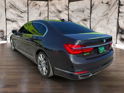 Used 2016 BMW 740i RWD image 7