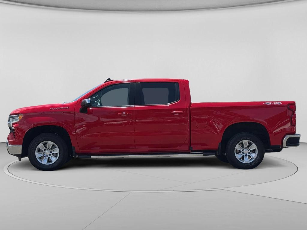 Used 2024 Chevrolet Silverado 1500 LT w/ Protection Package AWD/4WD image 7