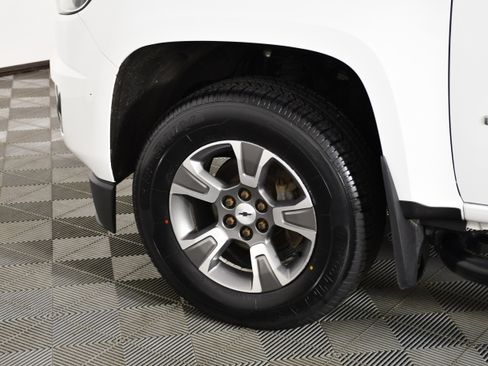 Used 2015 Chevrolet Colorado W/T RWD image 52