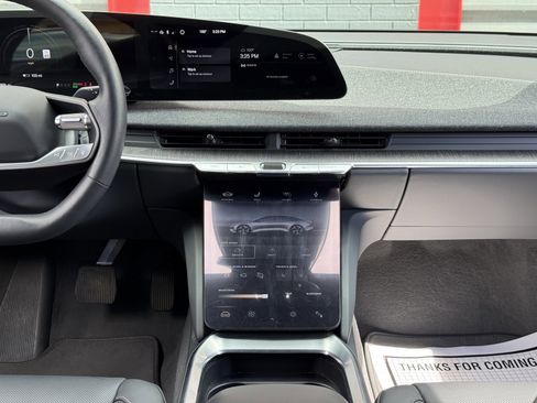Used 2023 Lucid Air Pure image 19