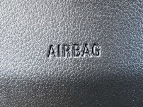 Used 2019 Chevrolet Silverado 1500 LT Trail Boss image 34