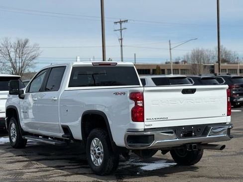 Used 2024 Chevrolet Silverado 2500 LT image 38